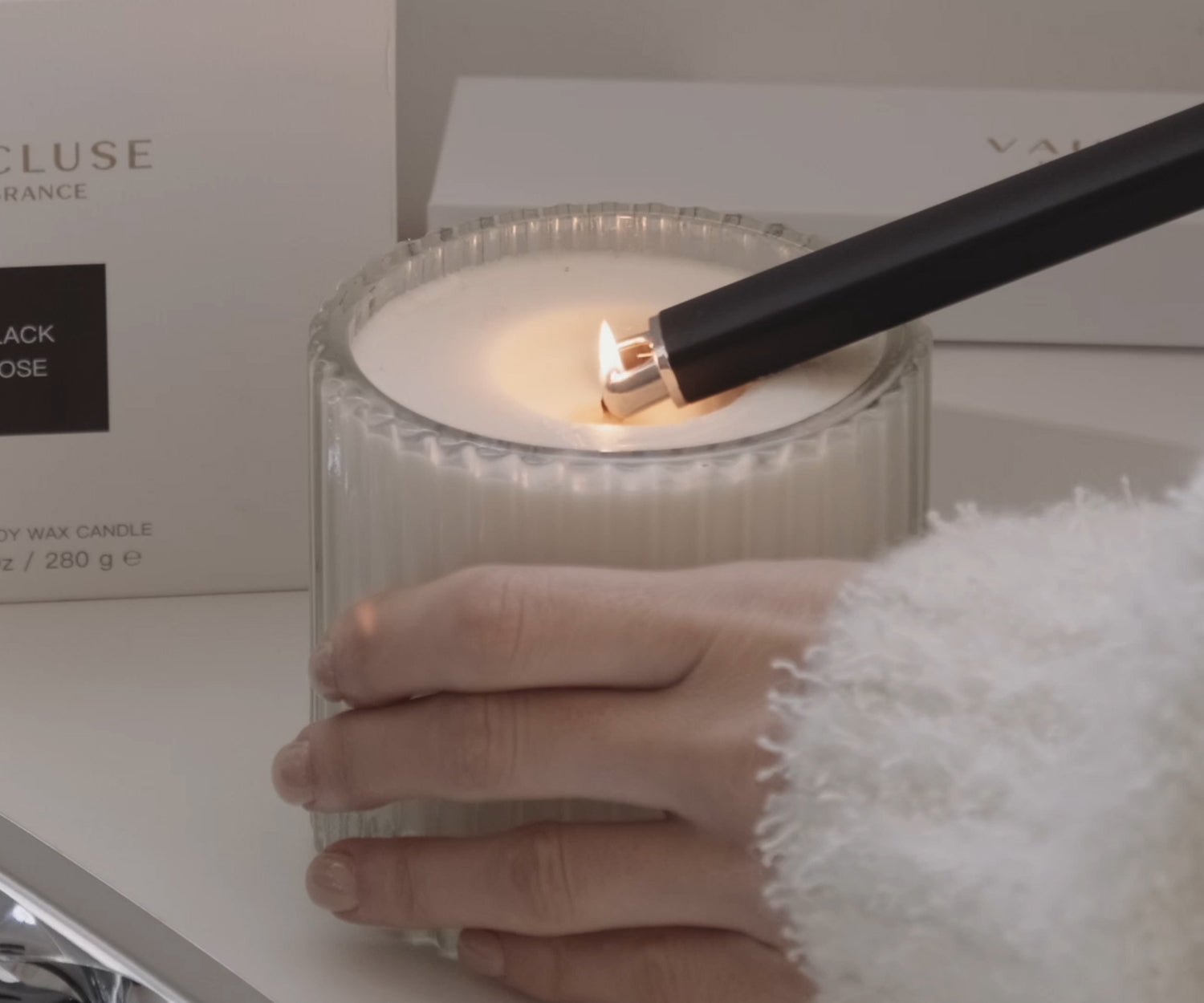 Why Your Next Spark Should Be Sustainable: How Electric Lighters Reduce Plastic Waste - VAUCLUSE